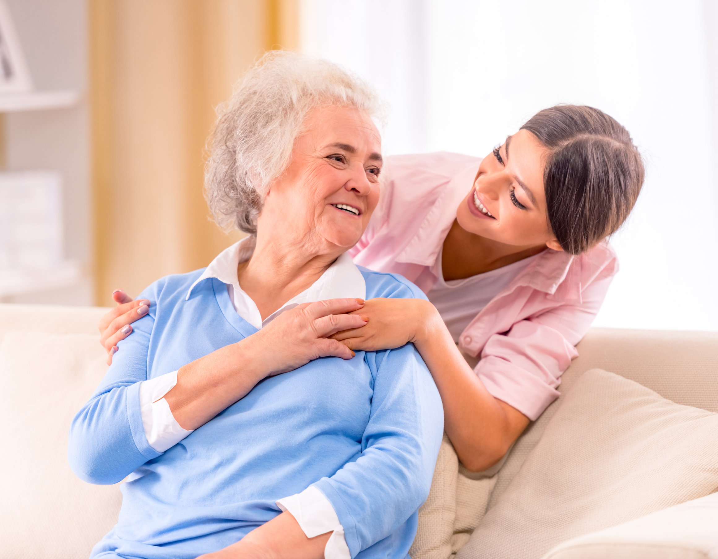 When to Hire a Caregiver